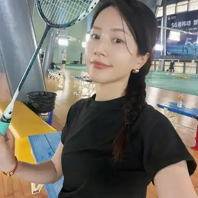 赖巧诚